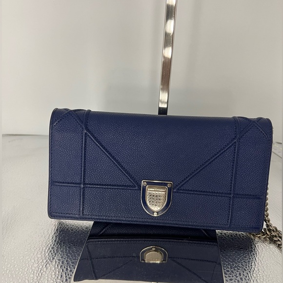 Dior blue leather diorama wallet on chain - Picture 2 of 8
